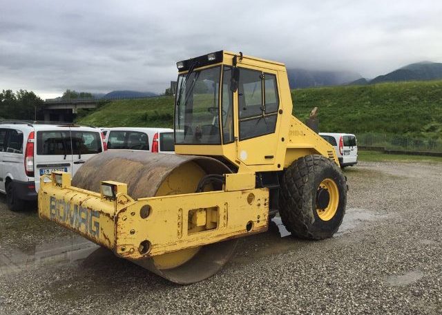 Bomag BW211D-3 Single Drum Compactor Year: 2000 - AVAILABLE FOR SALE !!!!!