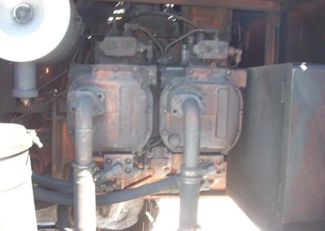 Hitachi UH083 Crawler Excavator, Year: 1984, photo 4