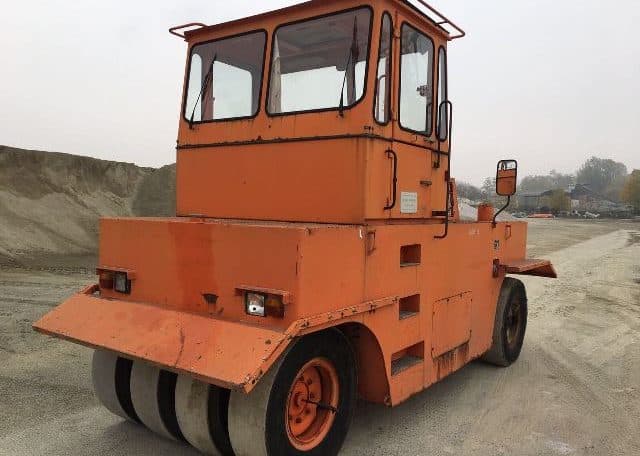 Hamm GRW15 Year: 1989 Pneumatic Tire Roller, photo 4