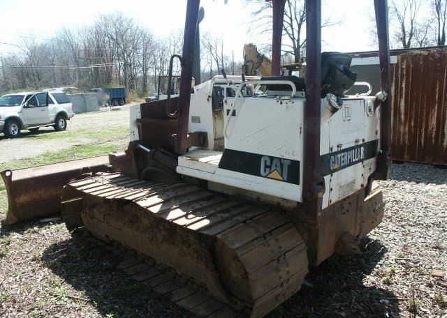 CAT D3C-LGP Year: 1993 Bulldozer, photo 2