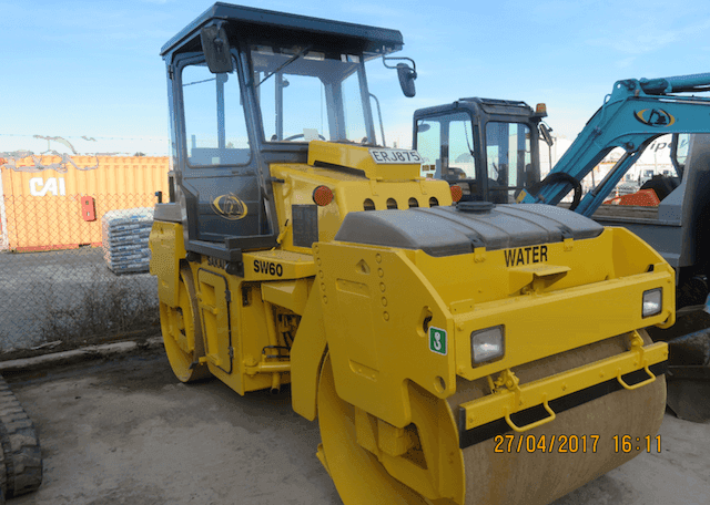 Sakai SW651 Tandem Roller, photo 6