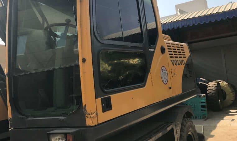 Volvo E145BW Wheeled Excavator Year 2006, photo 2