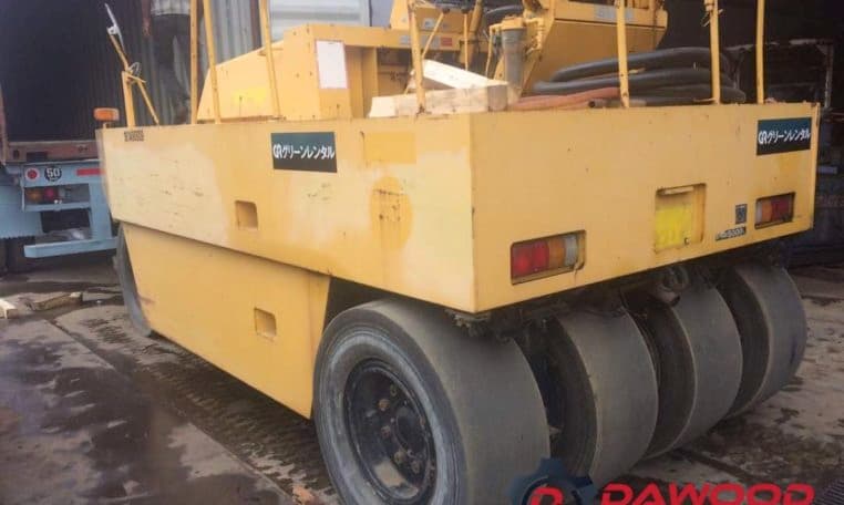 Sakai T2 Pneumatic Tire Roller, photo 2
