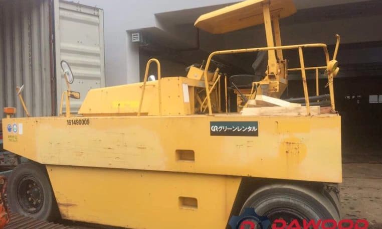 Sakai T2 Pneumatic Tire Roller, photo 4