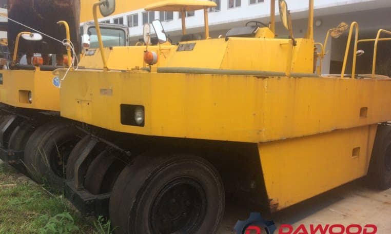 Sakai T2 Pneumatic Tire Roller, photo 7