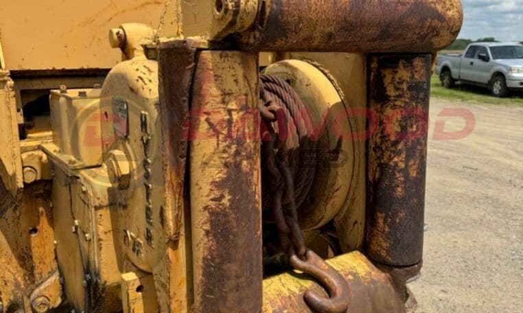 Used CAT D7 Dozer with Winch - Good Running Condition, photo 3