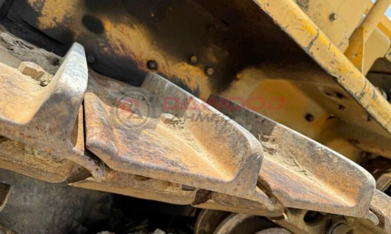 Used CAT D7 Dozer with Winch - Good Running Condition, photo 5