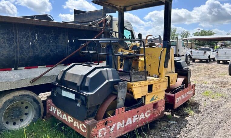 Dynapac CC211 Tandem Roller Year: 2008, photo 5