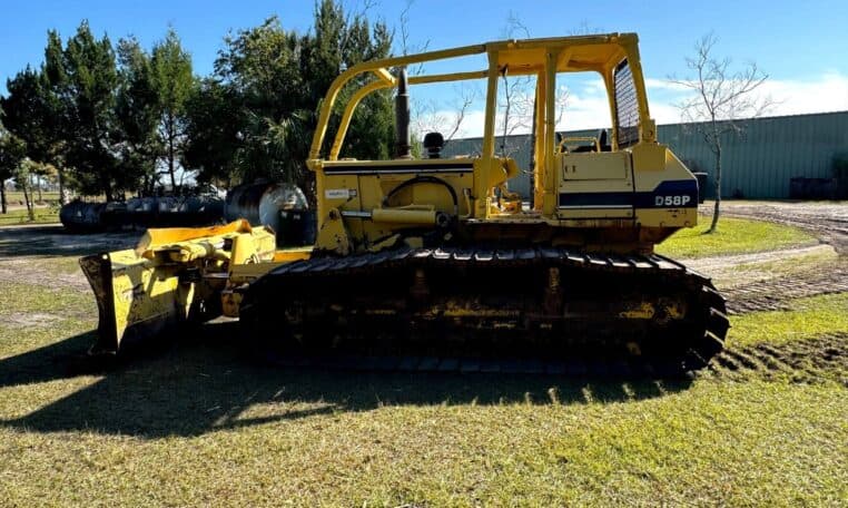 Komatsu D58P-1 Year: 1999 - Good working Dozer, photo 5
