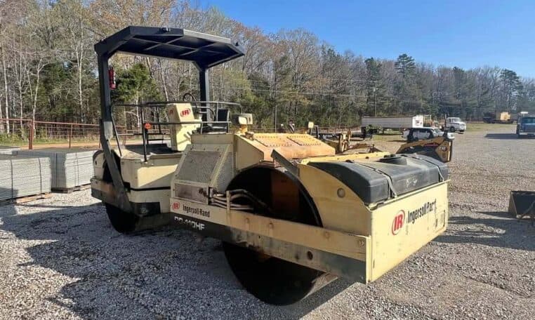 Ingersoll-Rand DD110HF Tandem Roller - Year: 2012