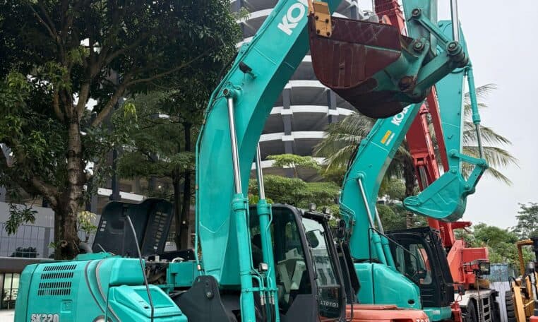 Used Kobelco SK220-10 Crawler Excavator | 2022 Model – Powerful & Reliable