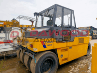 Used Sakai TZ600 Tire Roller – Pneumatic Compactor for Road Construction Unit 2