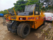 Used Sakai TZ600 Tire Roller – Pneumatic Compactor for Road Construction Unit 1, photo 7