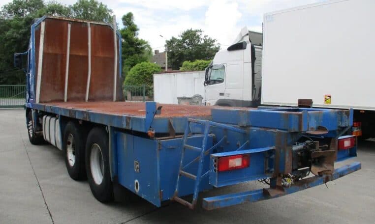 2003 Volvo FH12.460, photo 2