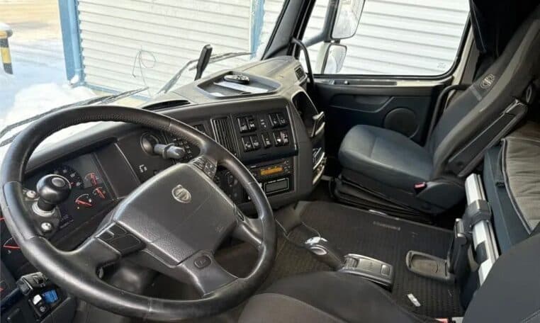 2012 Volvo FH500, photo 11