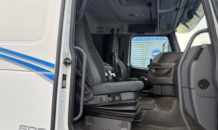 2012 Volvo FH500, photo 13