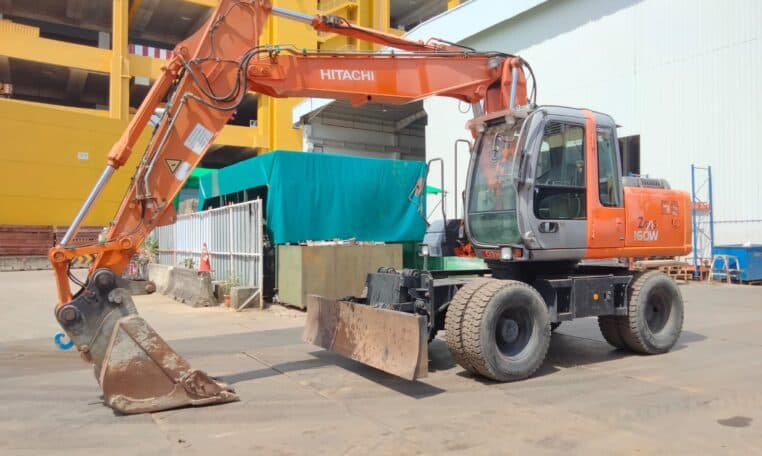 2006 Hitachi ZX160W
